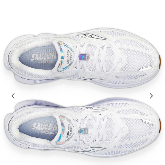 Saucony Grid NXT unisex white sneakers 11.5 used once - Picture 2 of 11